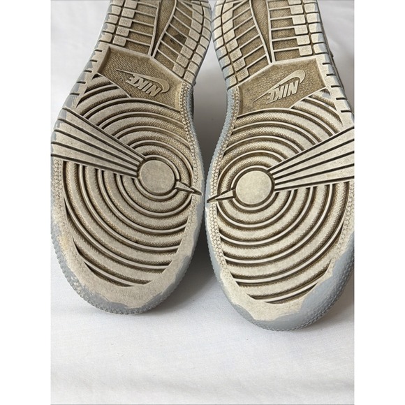 Nike Air Jordan 1 Low Paris Sneakers Shoes Women's Size 7 White Grey Athletic - Picture 9 of 16